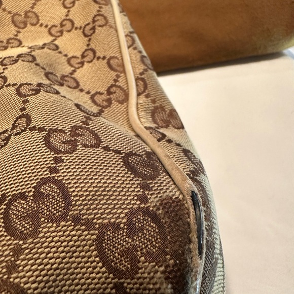 Authentic Gucci Monogram Medium Sukey Tote bag in cream - Picture 12 of 15